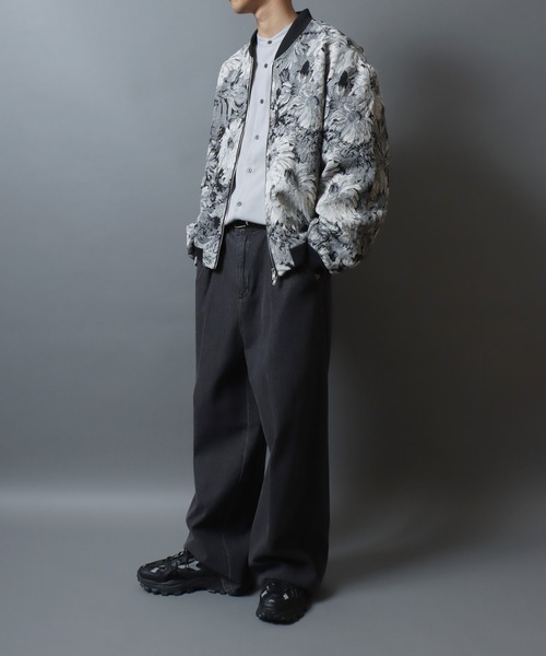 ANPAS(アンパス)の「Monotone Gobelin Weaving Flower Pattern MA-1/モノトーン ゴブラン織り フラワー 総柄 MA-1 ブルゾン メンズ レディース セットアップ対応商品(MA-1・メンズ・グレー/ブラック・L/M)」の21枚目の写真