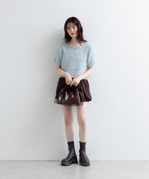 Kastane（カスタネ）の「【4色展開/500mlペットボトル収納可/2WAY】ギャザーポーチBAG（ショルダーバッグ・レディース・ブラック/ブラウン/アイボリー/バーガンディー・FREE）」の21枚目の写真