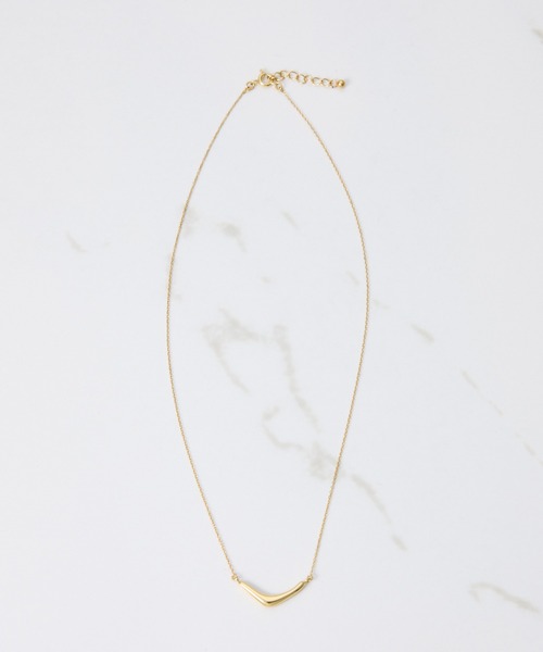 PAPILLONNER（パピヨネ）の「ステンレスカーブトップネックレス（ネックレス・レディース・ゴールド/シルバー・FREE）」の6枚目の写真