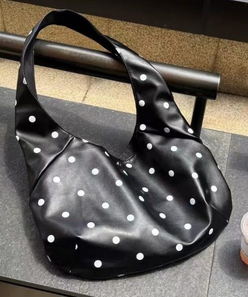 mebole(メボレ)の「水玉トートバッグ(トートバッグ・レディース・ブラック・FREE)」の18枚目の写真