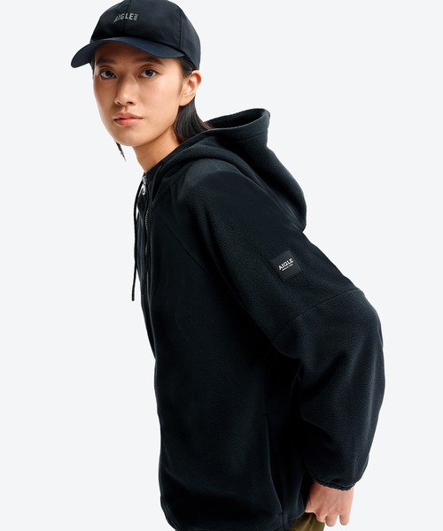 AIGLE（エーグル）の「ミディアムウェイト マイクロフリース ジップアップフーディ ジャケット（パーカー・レディース・ピンク/ブラック・36/38）」の7枚目の写真