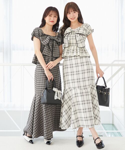 MAJESTIC LEGON（マジェスティックレゴン）の「マーメイドロングスカート（スカート・レディース・ブラック/ホワイト系その他2/ブラック系その他・SMALL/MEDIUM）」の3枚目の写真