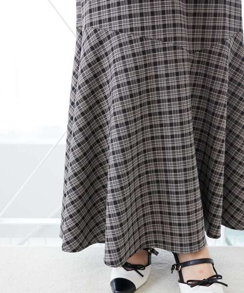 MAJESTIC LEGON（マジェスティックレゴン）の「マーメイドロングスカート（スカート・レディース・ブラック/ホワイト系その他2/ブラック系その他・SMALL/MEDIUM）」の21枚目の写真