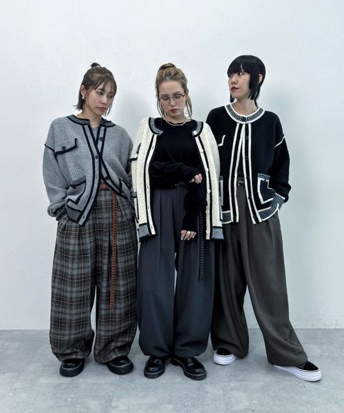 niko and...（ニコアンド）の「【MODE NORM CORE】バイカラートリムニットカーディガン（カーディガン/ボレロ・レディース・ブラック/グレー/オフホワイト・FREE）」の5枚目の写真