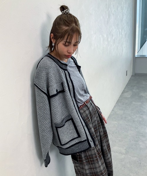 niko and...（ニコアンド）の「【MODE NORM CORE】バイカラートリムニットカーディガン（カーディガン/ボレロ・レディース・ブラック/グレー/オフホワイト・FREE）」の16枚目の写真