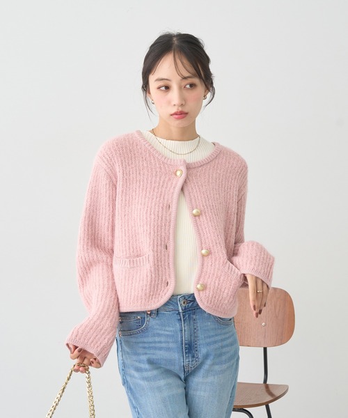 earth music&ecology（アースミュージックアンドエコロジー）の「【WEB限定/新色追加】ゴールド釦ショートニットカーディガン（カーディガン/ボレロ・レディース・チャコールグレー/ブルー/アイボリー/イエロー/ピンク・FREE）」の12枚目の写真