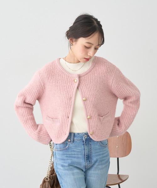 earth music&ecology（アースミュージックアンドエコロジー）の「【WEB限定/新色追加】ゴールド釦ショートニットカーディガン（カーディガン/ボレロ・レディース・チャコールグレー/ブルー/アイボリー/イエロー/ピンク・FREE）」の13枚目の写真