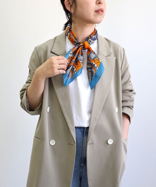 MIAN （ミアン）の「ペーズリーパターンマルチスカーフ（バンダナ/スカーフ・レディース・アイボリー/サックスブルー/オレンジ・FREE）」の3枚目の写真