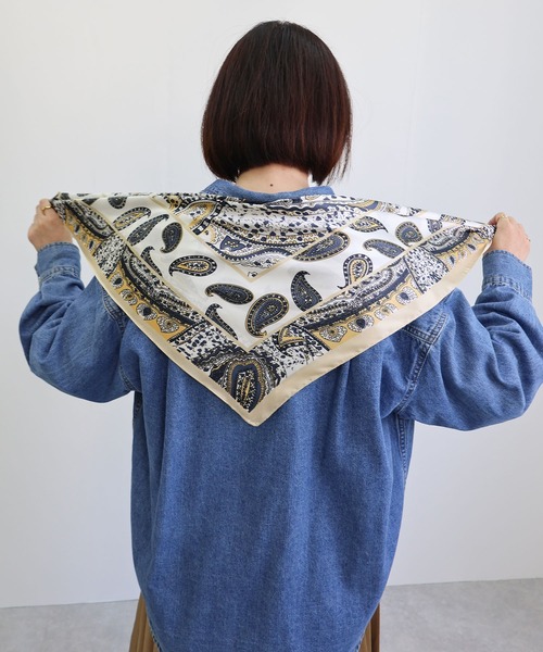 MIAN （ミアン）の「ペーズリーパターンマルチスカーフ（バンダナ/スカーフ・レディース・アイボリー/サックスブルー/オレンジ・FREE）」の5枚目の写真