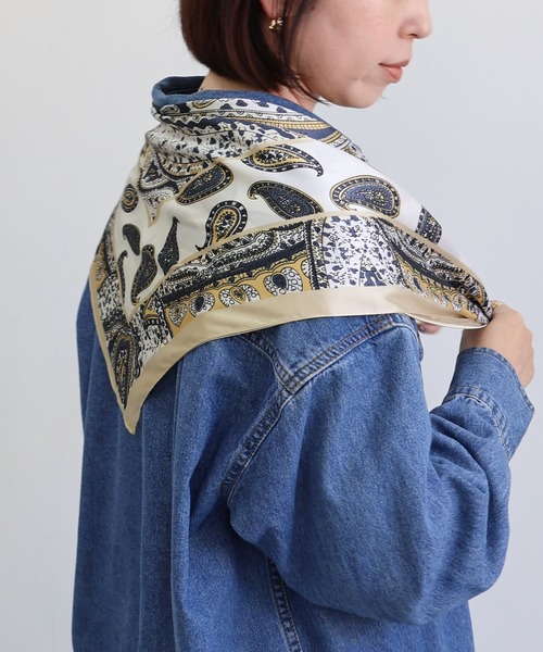 MIAN （ミアン）の「ペーズリーパターンマルチスカーフ（バンダナ/スカーフ・レディース・アイボリー/サックスブルー/オレンジ・FREE）」の4枚目の写真