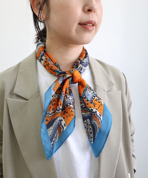 MIAN （ミアン）の「ペーズリーパターンマルチスカーフ（バンダナ/スカーフ・レディース・アイボリー/サックスブルー/オレンジ・FREE）」の14枚目の写真