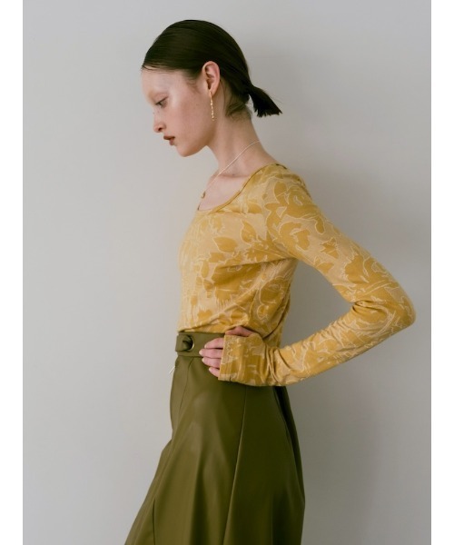sahara（サハラ）の「Leaf Emboss Long Sleeve Top/リーフエンボスロングスリーブトップ（Tシャツ/カットソー・レディース・アイボリー/ブラック/イエロー・FREE）」の5枚目の写真