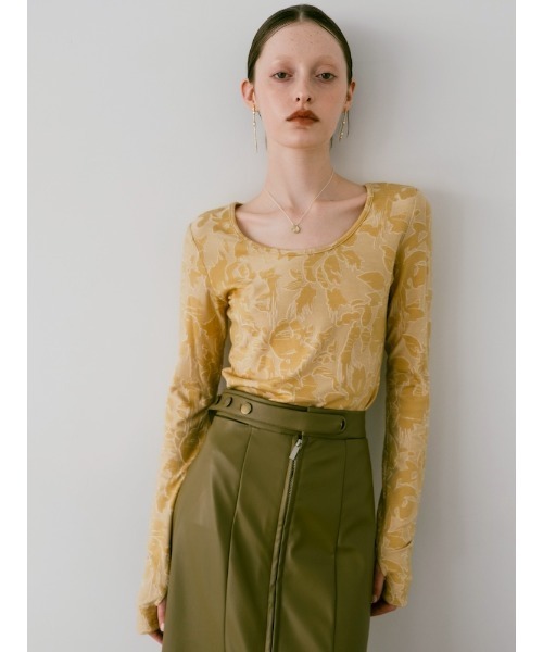 sahara（サハラ）の「Leaf Emboss Long Sleeve Top/リーフエンボスロングスリーブトップ（Tシャツ/カットソー・レディース・アイボリー/ブラック/イエロー・FREE）」の4枚目の写真