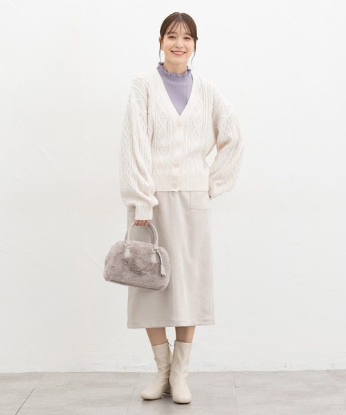 Honeys（ハニーズ）の「【ハニぽか】あったかメローハイネック（Tシャツ/カットソー・レディース・ピンク/オフホワイト/ラベンダー/ブラック/グレイッシュベージュ/アイボリー/ブラウン/グレイッシュブルー/イエロー・LL/L/S/M）」の15枚目の写真