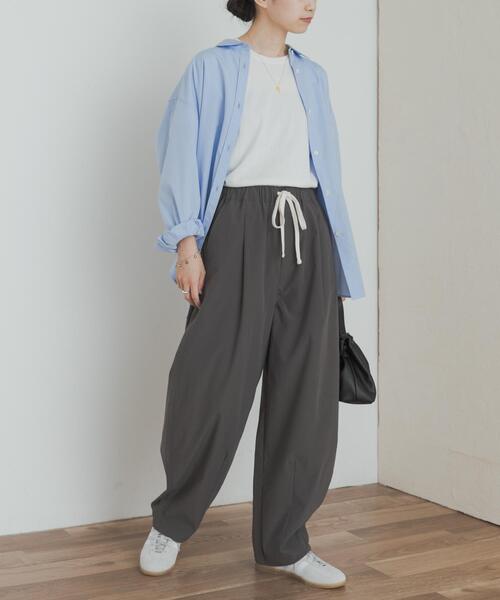 URBAN RESEARCH DOORS（アーバンリサーチドアーズ）の「ドロストコクーンパンツ（その他パンツ・レディース・ブラック/チャコールグレー・MEDIUM）」の7枚目の写真