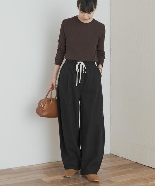 URBAN RESEARCH DOORS（アーバンリサーチドアーズ）の「ドロストコクーンパンツ（その他パンツ・レディース・ブラック/チャコールグレー・MEDIUM）」の22枚目の写真