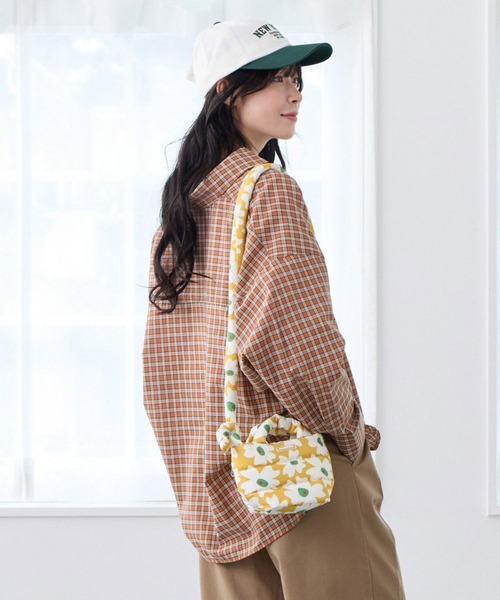 ROOTOTE(ルートート)の「ルートート / 限定 ミニショルダーバッグ 2way ポシェット 軽量 ダウン 花柄 斜め掛け FE.べビールー.フラワーRTG-A(ショルダーバッグ・レディース・グリーン/イエロー・FREE)」の1枚目の写真