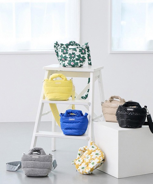 ROOTOTE(ルートート)の「ルートート / 限定 ミニショルダーバッグ 2way ポシェット 軽量 ダウン 花柄 斜め掛け FE.べビールー.フラワーRTG-A(ショルダーバッグ・レディース・グリーン/イエロー・FREE)」の11枚目の写真
