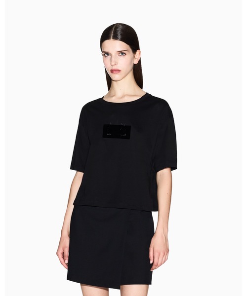 ARMANI EXCHANGE(アルマーニエクスチェンジ)の「【A|X アルマーニ エクスチェンジ】AXロゴ クロップド 半袖クルーネックTシャツ/CROPPED(Tシャツ/カットソー・レディース・ホワイト/ブラック・MEDIUM/SMALL/X-LARGE/X-SMALL/LARGE)」の1枚目の写真