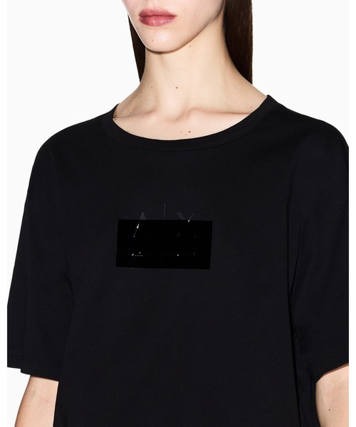 ARMANI EXCHANGE(アルマーニエクスチェンジ)の「【A|X アルマーニ エクスチェンジ】AXロゴ クロップド 半袖クルーネックTシャツ/CROPPED(Tシャツ/カットソー・レディース・ホワイト/ブラック・MEDIUM/SMALL/X-LARGE/X-SMALL/LARGE)」の8枚目の写真