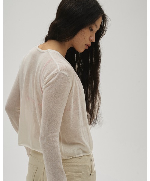 TODAYFUL(トゥデイフル)の「Compact Sheer Knitcardigan(カーディガン/ボレロ・レディース・ブラック/ホワイト/グレー・FREE)」の4枚目の写真