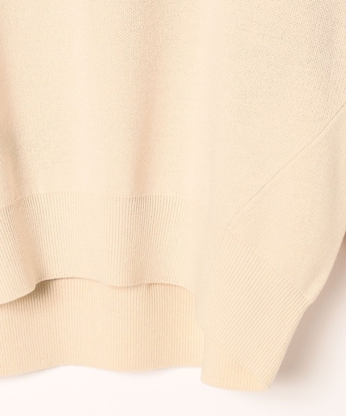 BAYFLOW（ベイフロー）の「[ヒップまでカバーする]オーバーサイズVネックニット（ニット/セーター・レディース・マスタード/ボルドー/オフホワイト/ブルー/ブラック/ブルーグリーン/ピンク/ライトブルー・FREE）」の16枚目の写真