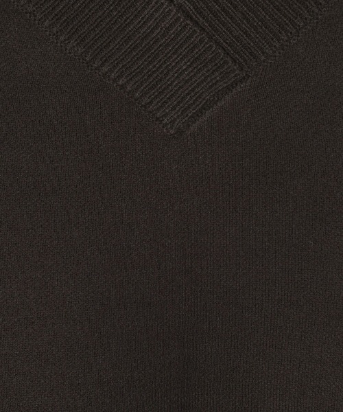 BAYFLOW（ベイフロー）の「[ヒップまでカバーする]オーバーサイズVネックニット（ニット/セーター・レディース・マスタード/ボルドー/オフホワイト/ブルー/ブラック/ブルーグリーン/ピンク/ライトブルー・FREE）」の13枚目の写真