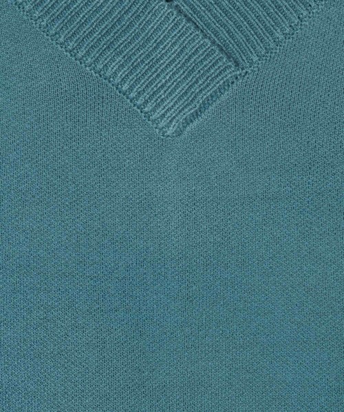 BAYFLOW（ベイフロー）の「[ヒップまでカバーする]オーバーサイズVネックニット（ニット/セーター・レディース・マスタード/ボルドー/オフホワイト/ブルー/ブラック/ブルーグリーン/ピンク/ライトブルー・FREE）」の20枚目の写真