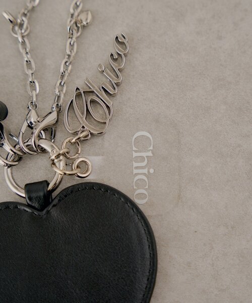 Chico（チコ）の「ハートチャーム付きスマホショルダー（その他小物・レディース・アイボリー/ブラック/ブラウン系その他3・FREE）」の12枚目の写真