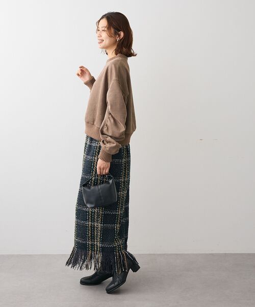 ELENCARE DUE（エレンカーレデュエ）の「・ELENCARE DUE スエードポンチプルオーバー（Tシャツ/カットソー・レディース・チャコールグレー/アイボリー/ブラウン/ボルドー・FREE）」の7枚目の写真