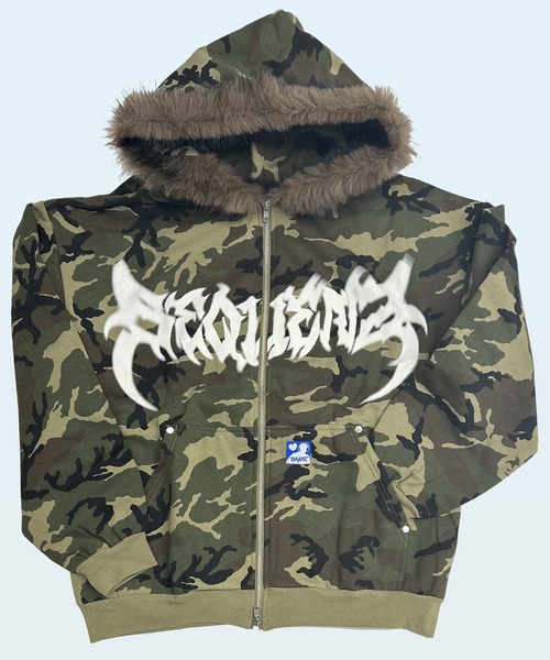 SEQUENZ(シークエンズ)の「SEQUENZ (シークエンズ) ファー ロゴプリント フルジップ パーカー(パーカー・メンズ・ブラック/カモフラージュ/ピンク・S/M/L)」の3枚目の写真