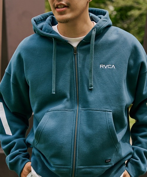 RVCA(ルーカ)の「RVCA メンズ ARCH BACK SIDE ZIP HD パーカー 【2025年秋冬モデル】/ルーカバックロゴジップアップパーカー・フーディー(パーカー・メンズ・グリーン系その他/ピンク系その他/ブラック/オフホワイト・X-LARGE/LARGE/MEDIUM/SMALL)」の17枚目の写真