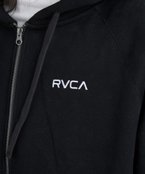 RVCA(ルーカ)の「RVCA メンズ ARCH BACK SIDE ZIP HD パーカー 【2025年秋冬モデル】/ルーカバックロゴジップアップパーカー・フーディー(パーカー・メンズ・グリーン系その他/ピンク系その他/ブラック/オフホワイト・X-LARGE/LARGE/MEDIUM/SMALL)」の9枚目の写真