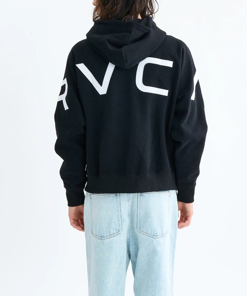 RVCA(ルーカ)の「RVCA メンズ ARCH BACK SIDE ZIP HD パーカー 【2025年秋冬モデル】/ルーカバックロゴジップアップパーカー・フーディー(パーカー・メンズ・グリーン系その他/ピンク系その他/ブラック/オフホワイト・X-LARGE/LARGE/MEDIUM/SMALL)」の12枚目の写真