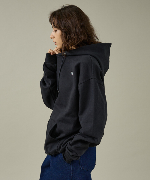FRUIT OF THE LOOM（フルーツオブザルーム）の「【FRUIT OF THE LOOM】PRINT HOODIE2/プリントフーディ/ユニセックス【WEB限定】（パーカー・メンズ・グレー/ブラック・M/L/XL）」の7枚目の写真