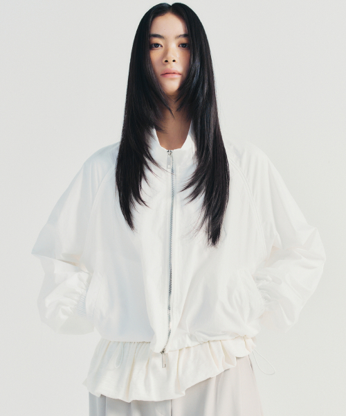 NICK&NICOLE（ニックアンドニコール）の「ROSE NICOLE GROOVY CROP JUMPER_WHITE（ナイロンジャケット・レディース・その他・FREE）」の2枚目の写真