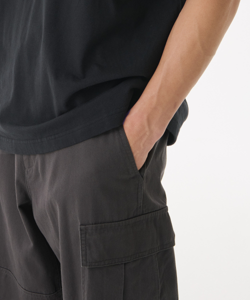 MUSINSA STANDARD（ムシンサスタンダード）の「コットンワイドマルチポケットカーゴパンツ[ダークグレー]（その他パンツ・メンズ・その他・40/38/42/36/34/32/30/31/33/26/27/28/29）」の7枚目の写真