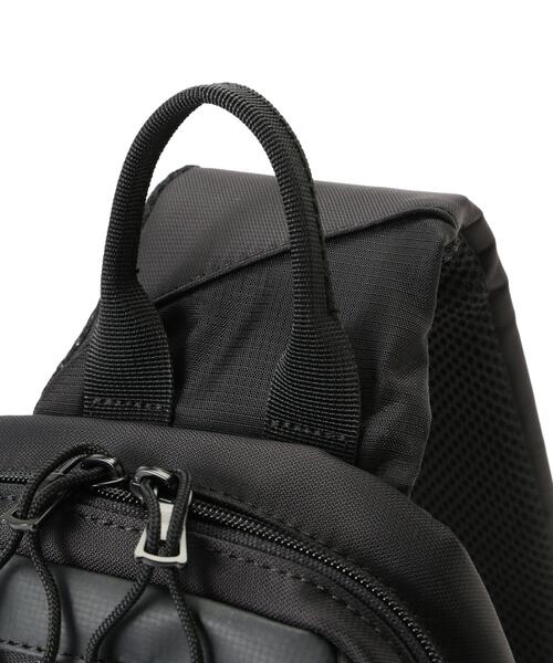 AVIREX(アヴィレックス)の「《価格改定商品》 SOLID ONE SHOULDER BAG / ソリッド ワンショルダーバッグ / AVIREX / アヴィレックス / AX2051(ショルダーバッグ・メンズ・ブラック/オリーブ系・F)」の5枚目の写真