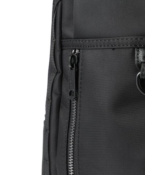 AVIREX(アヴィレックス)の「《価格改定商品》 SOLID ONE SHOULDER BAG / ソリッド ワンショルダーバッグ / AVIREX / アヴィレックス / AX2051(ショルダーバッグ・メンズ・ブラック/オリーブ系・F)」の8枚目の写真