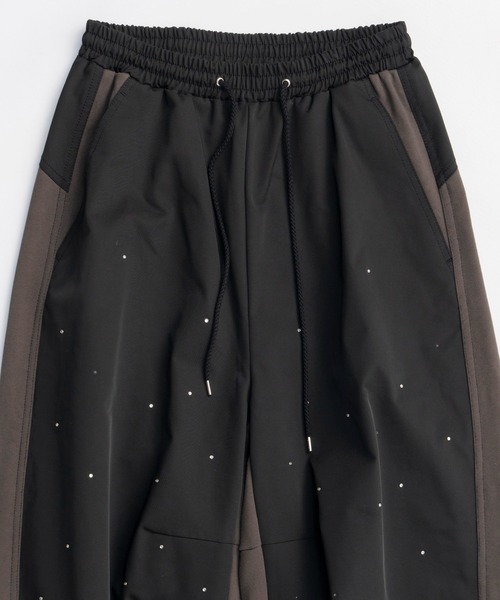 MAISON SPECIAL(メゾンスペシャル)の「Docking Rhinestone Easy Pants/ドッキングラインストーンイージーパンツ(その他パンツ・レディース・レッド/ブラック/オフホワイト・36/38)」の21枚目の写真