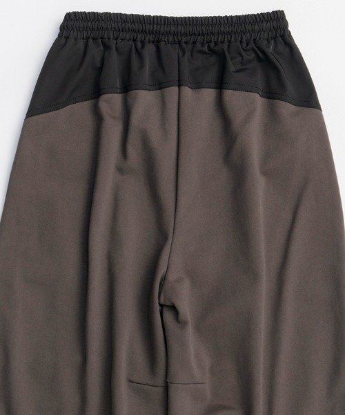 MAISON SPECIAL(メゾンスペシャル)の「Docking Rhinestone Easy Pants/ドッキングラインストーンイージーパンツ(その他パンツ・レディース・レッド/ブラック/オフホワイト・36/38)」の22枚目の写真