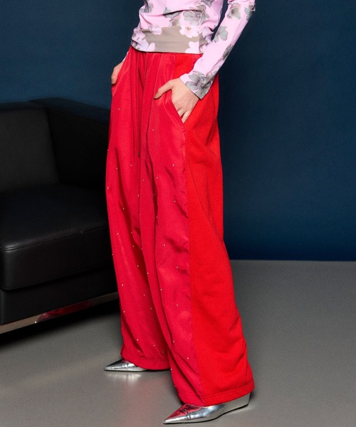 MAISON SPECIAL(メゾンスペシャル)の「Docking Rhinestone Easy Pants/ドッキングラインストーンイージーパンツ(その他パンツ・レディース・レッド/ブラック/オフホワイト・36/38)」の12枚目の写真