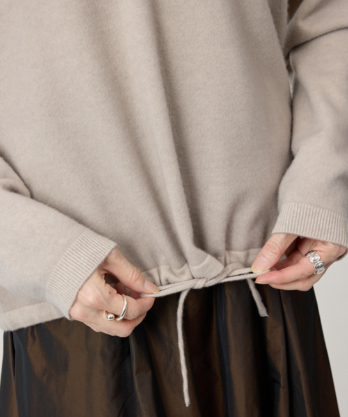 ATON(エイトン)の「ATON エイトン Vintage Knit Skipper Sweater KRAGGW0 807(ニット/セーター・レディース・ベージュ・SMALL)」の4枚目の写真
