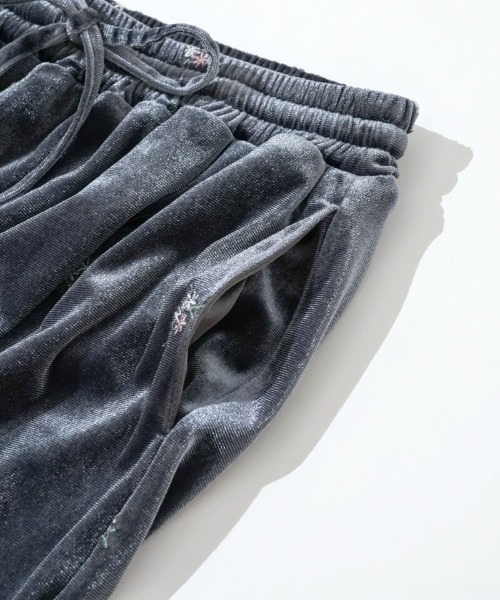 flower（フラワー）の「ベロアエンブロイダリーパンツ2（その他パンツ・レディース・ブラック/グレー・FREE）」の14枚目の写真