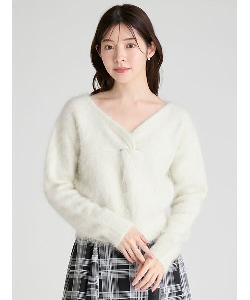 CELFORD（セルフォード）の「ツイストニットプルオーバー（ニット/セーター・レディース・アイボリー/グレー・F）」の4枚目の写真