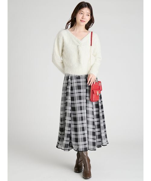 CELFORD（セルフォード）の「ツイストニットプルオーバー（ニット/セーター・レディース・アイボリー/グレー・F）」の13枚目の写真