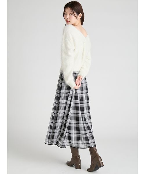 CELFORD（セルフォード）の「ツイストニットプルオーバー（ニット/セーター・レディース・アイボリー/グレー・F）」の17枚目の写真