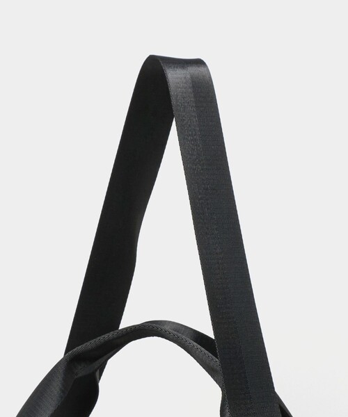 UNITED ARROWS & SONS by DAISUKE OBANA(ユナイテッドアローズアンドサンズバイダイスケオバナ)の「<OUTDOOR PRODUCTS × D.O UNITED ARROWS BY DAISUKE OBANA>2LYR TOTE M/トートバッグ(トートバッグ・メンズ・ブラック・FREE)」の5枚目の写真
