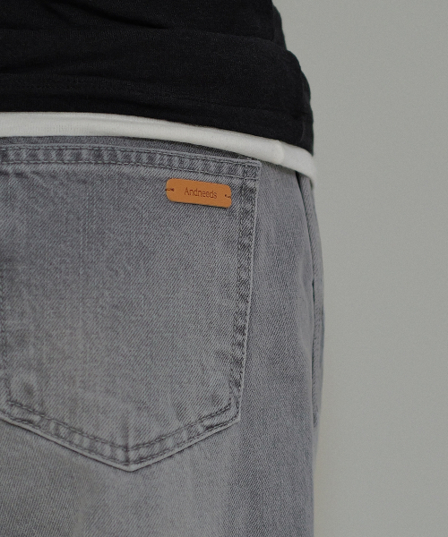 ANDNEEDS（アンドニーズ）の「Brush washed denim (gray)（その他パンツ・レディース・その他・LARGE）」の2枚目の写真