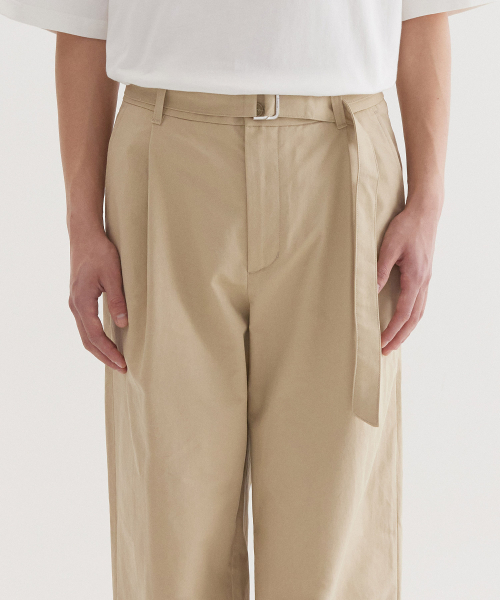 COVERNAT(カバーナット)の「セミワイドコットンベルト付きパンツ ベージュ(その他パンツ・レディース・その他・MEDIUM/LARGE/X-LARGE/SMALL)」の7枚目の写真
